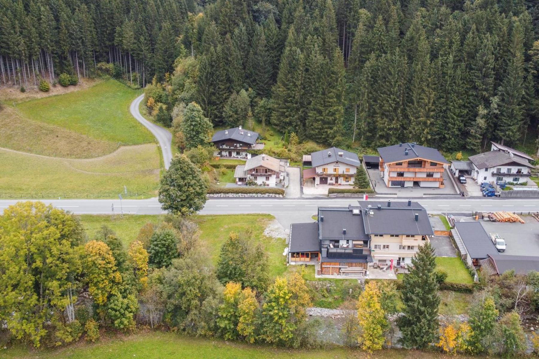 Апартаменти Alte Bildhauerei Аурах-бай-Кіцбюель Екстер'єр фото